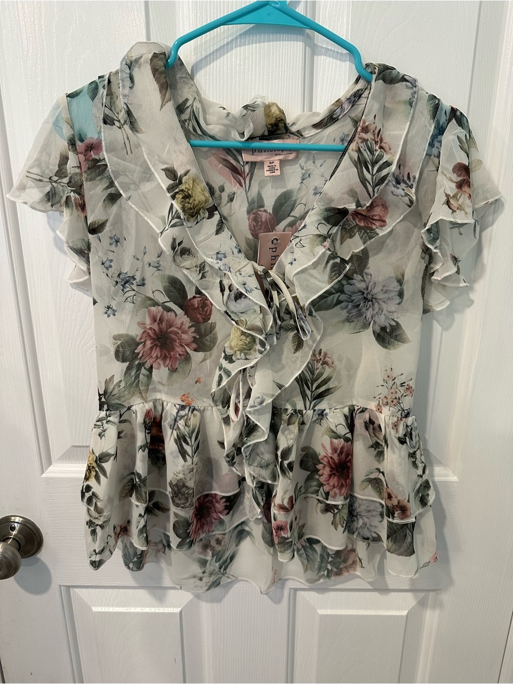 CP Shades Women's Floral Ruffle Short-Sleeve Blouse in Cream